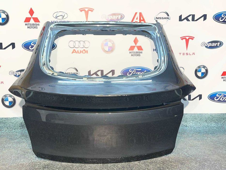 кришка багажника для Tesla Model Y Juniper 2025