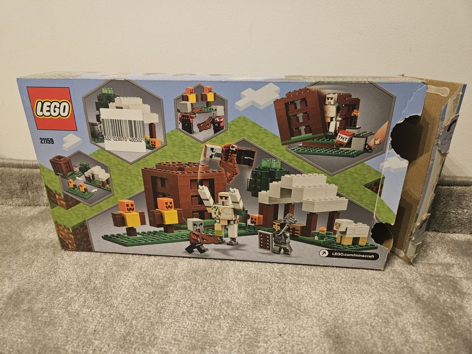 21159 Lego Minecfraft Kryjówka Rozbójników