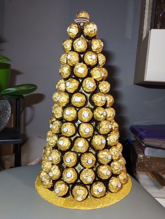 Piramida Ferrero Rocher ślub wesele urodziny