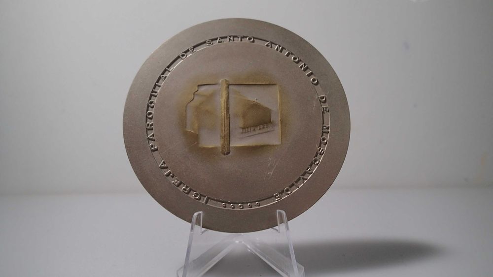 Medalha de Bronze da igreja paroquial de Moscavide