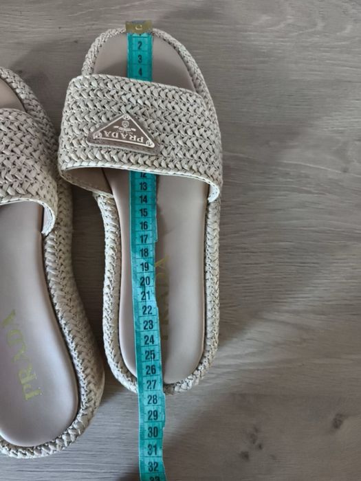 Шльопанці Prada жіночі