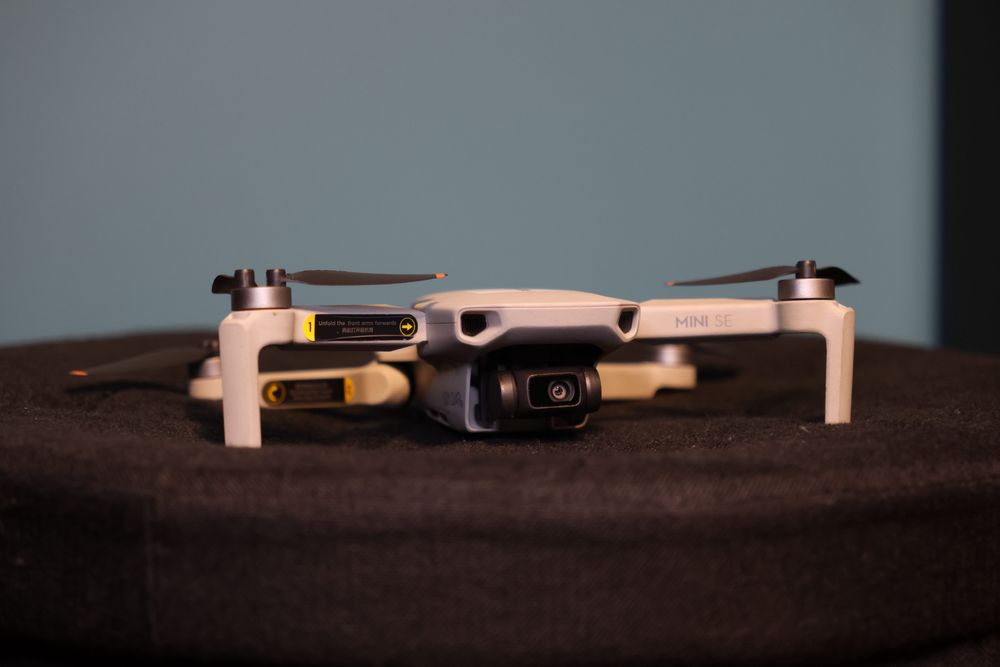 Dron Dji mini se(1) + 2 baterie i pokrowiec