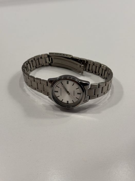 Часи casio жіночі