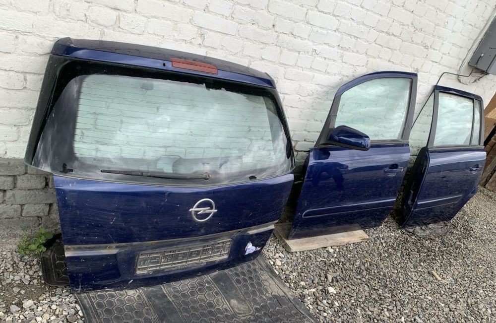 Двері ліві перед зад кришка багажника ляда opel zafira b шрот