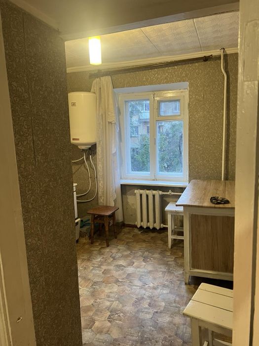 Продам 1 комнатную 2 этаж