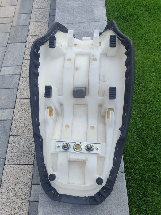 Suzuki DL 1000 siedzenie, kanapa - oryginalne