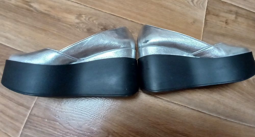 Туфлі шкіряні жіночі