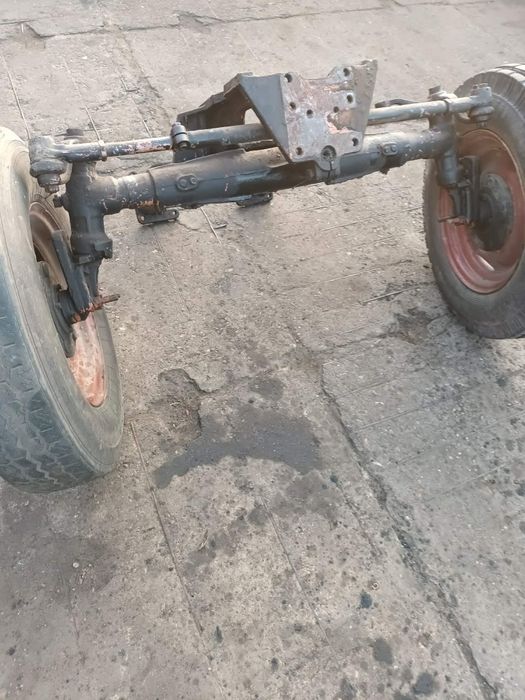 Przód półrama oś Władimirec T25