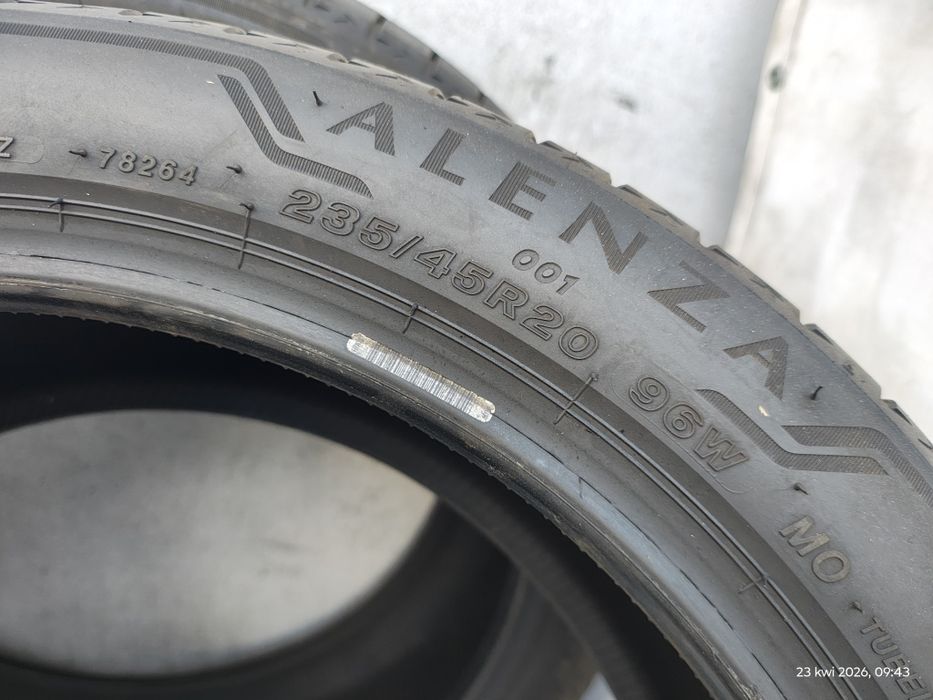 235/45r20 96W Bridgestone Alenza 001 MO