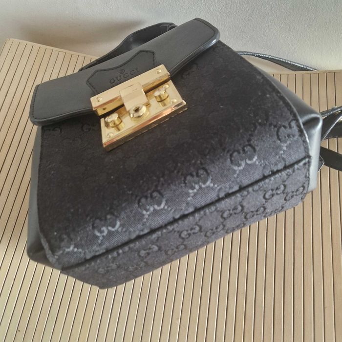 Piękny skórzany plecaczek