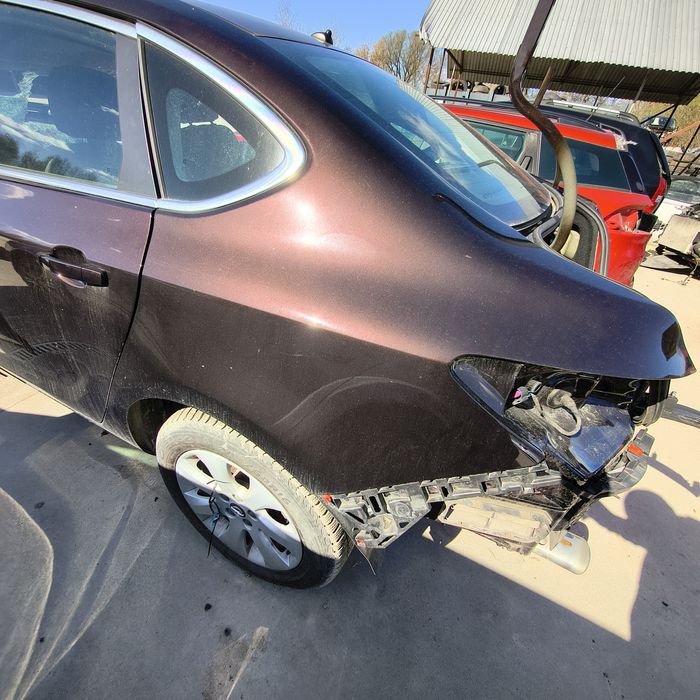 Opel Astra J Sedan Ćwiartka Lewa Z41C