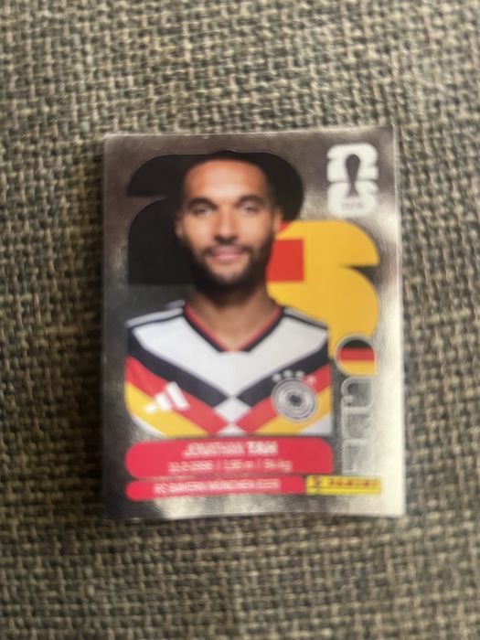 Cromo Panini Mundial 2026 – Jonathan Tah #GER 3 (Edição Especial Prata/Metalizado)