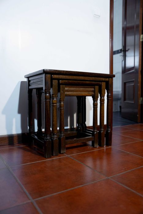Conjunto de Mesa de Apoio