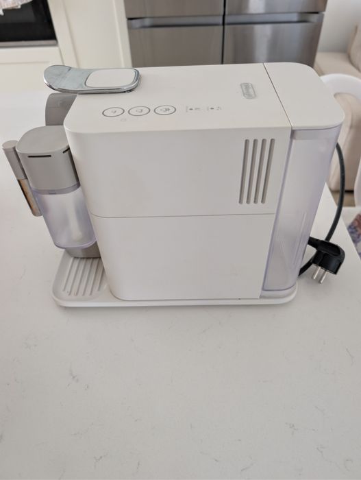 Nespresso Latissima One