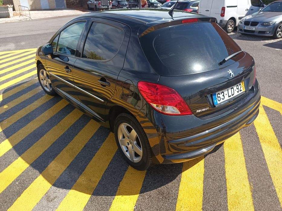 Peugeot 207 1.4 HDi Sportium