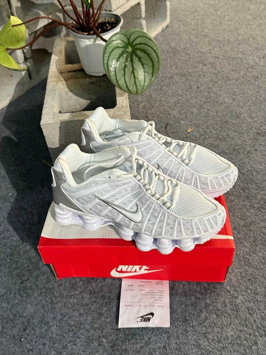 Nike Shox TL White R.37.5
