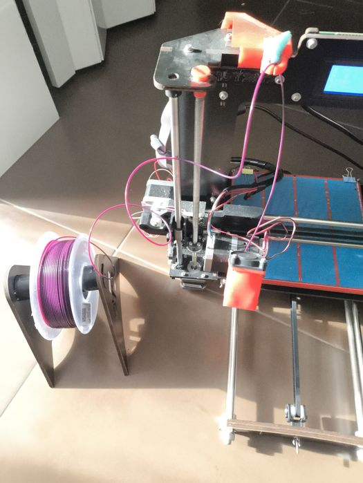 Impressora 3d prusa i3 pro433279236351600641