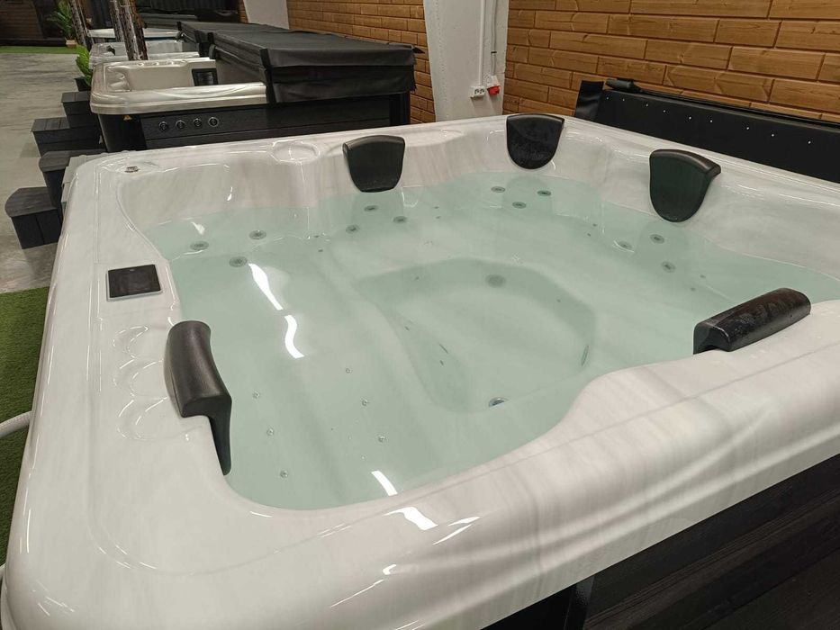 Akrylowa balia ogrodowa 220x220 klasy premium jacuzzi SlowSpa promocja