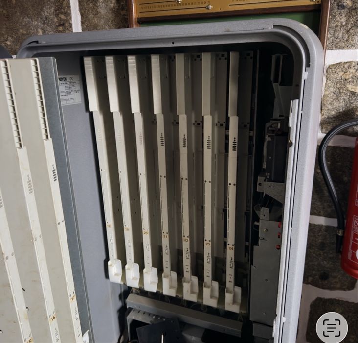 Maquina tabaco AZKOYEN Serie N