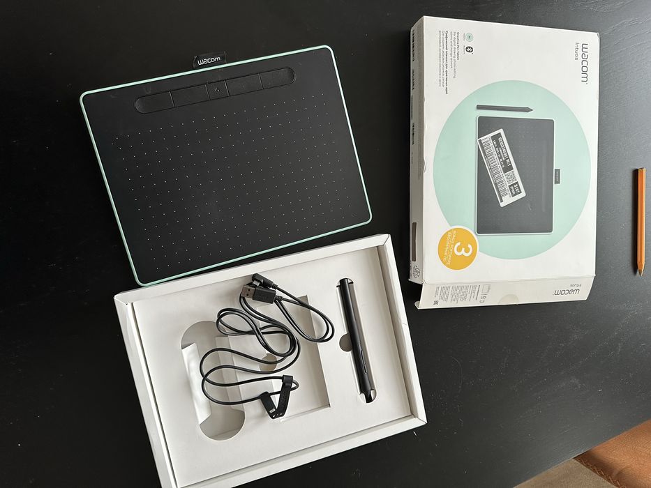 Wacom Intuos M Bluetooth Pistachio (CTL-6100WLE-N)
