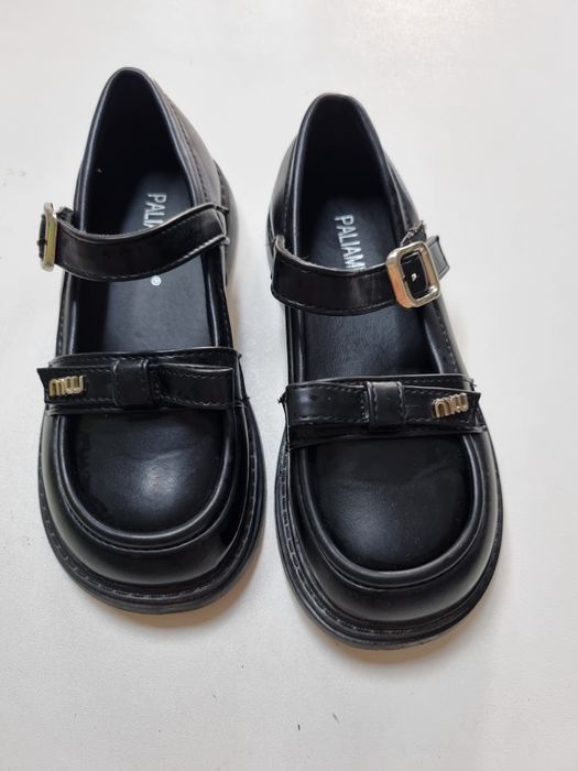 Туфлі для дівчинки