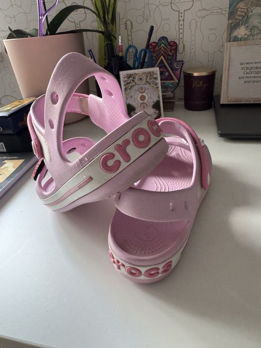 Крокси босоніжки