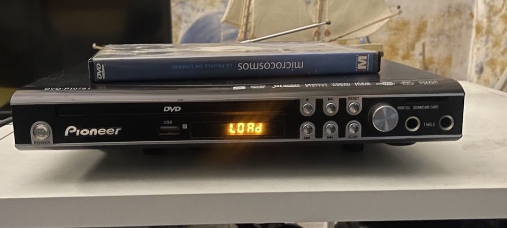 DVD плеер с FM радио