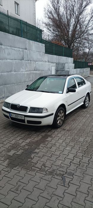 Продам Шкода Октавія Тур 2006 рік 1.6 акл