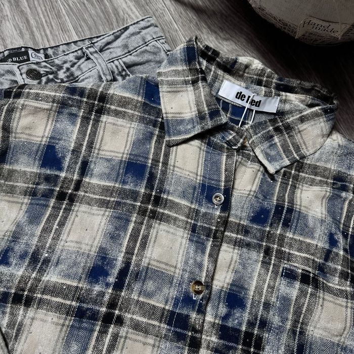 Картата сорочка зі стразами