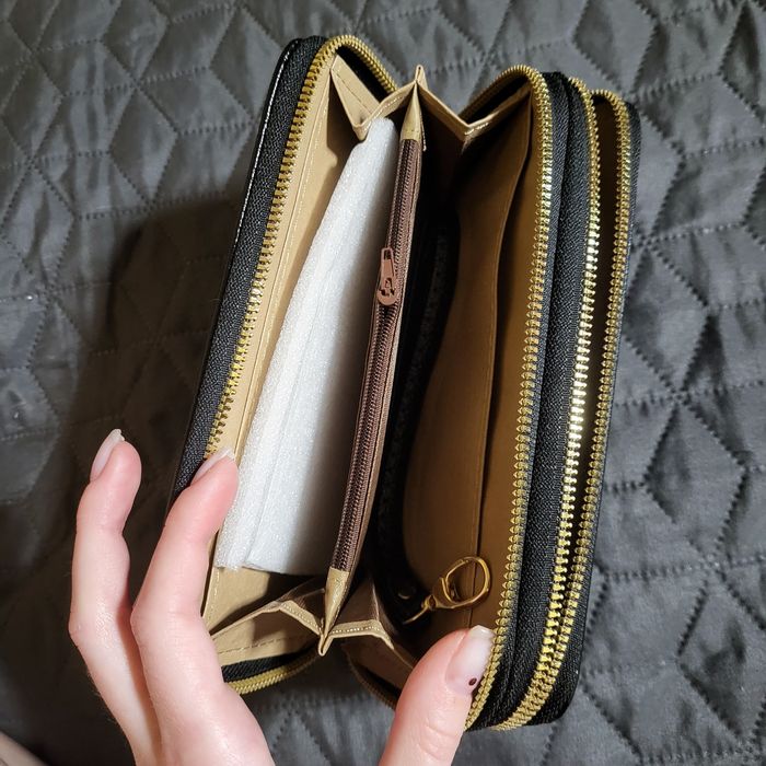 Женские кошельки