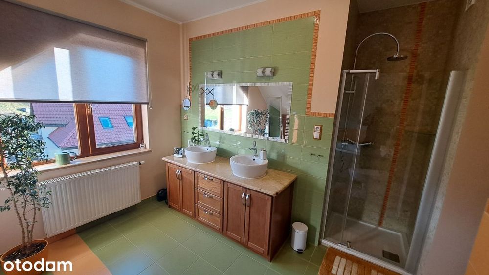 Funkcjonalny dom z pięknym widokiem