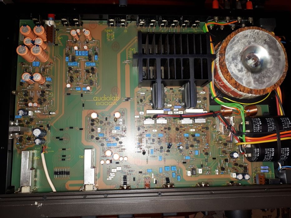 Amplificador AUDIOLAB 8000 A