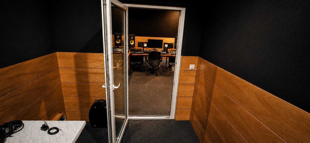 Dois Estúdios Privados para Aluguer - Acesso 24/7