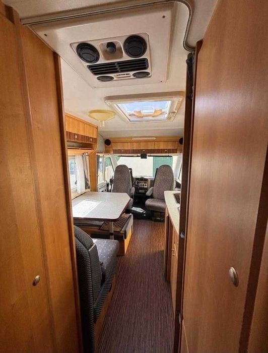 Auto Caravana Burstner i647 Elegance