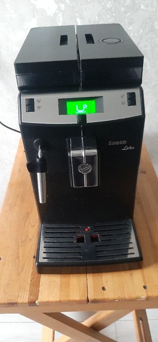 Кофемашина Philips Saeco Lirika зручна та проста у використанні