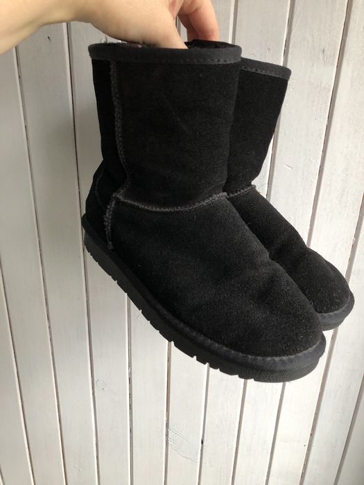 UGG śniegowce zamszowe EMU Classic czarne skóra owcza wełna zamsz 39