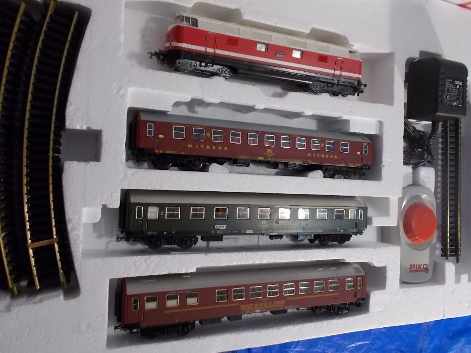 ! СКИДКИ ! Поезд Немецкая Железная Дорога СВЕТ ВАГОН Пико Piko HO ,