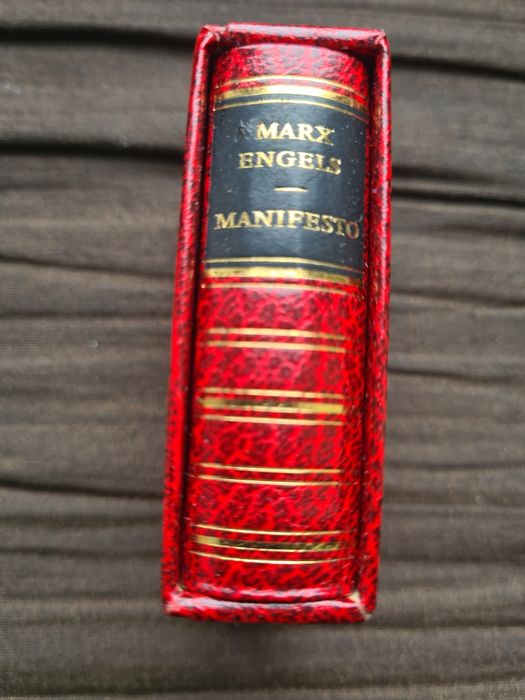 Miniature Book Manifesto Of The Communist Party