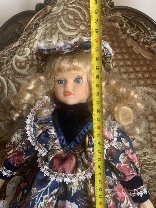 Bonecas em porcelana