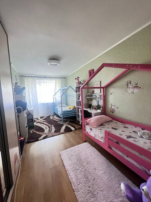 Продаж 3к.кв. на Свердловському масиві