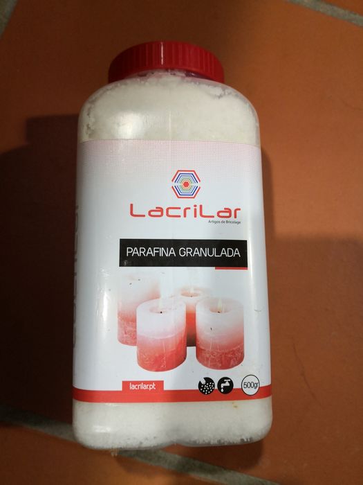 Parafina granulada