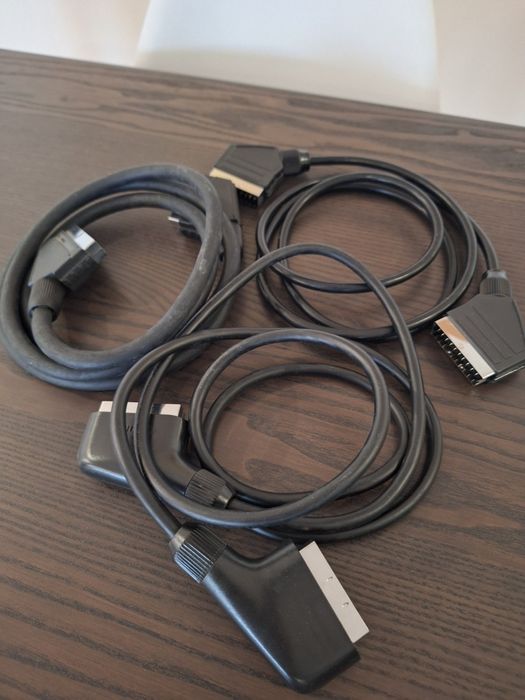 3 cabos scart Macho