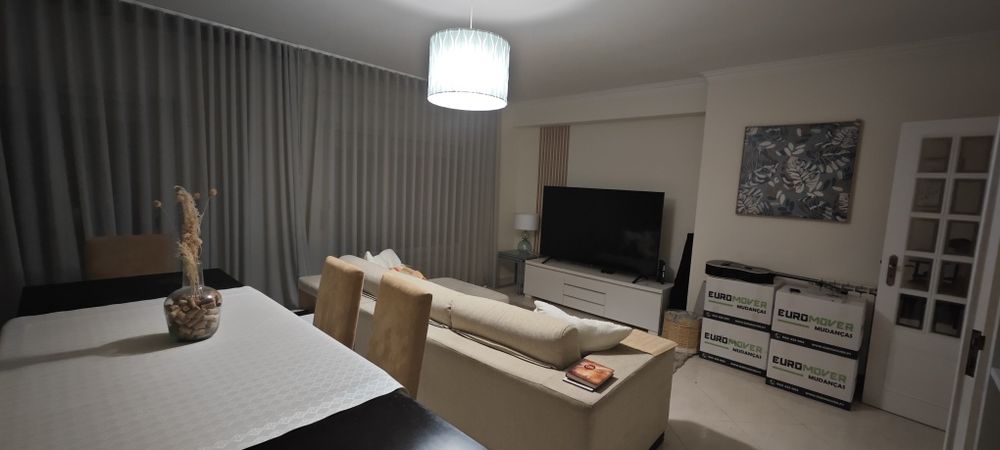 Apartamento T2 com garagem