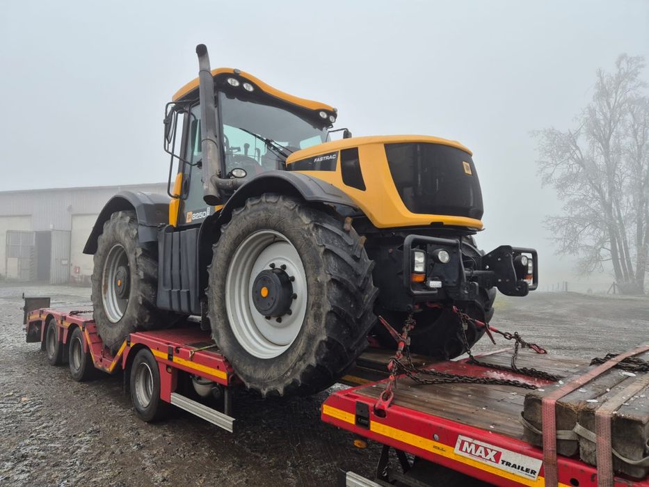 JCB FASTRAC 8250, 5400 godzin, Vario, idealny