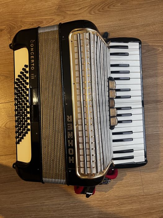 akordeon hohner concerto III 72 basy