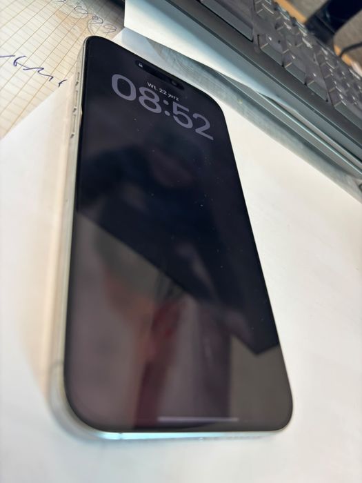 Iphone 16 pro mac 256 gb bialy idealny