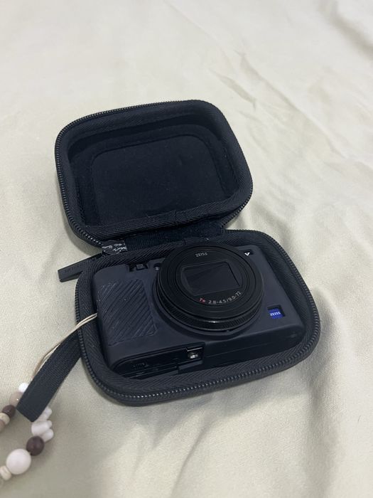 Câmera fotográfica sonyrx100 vii