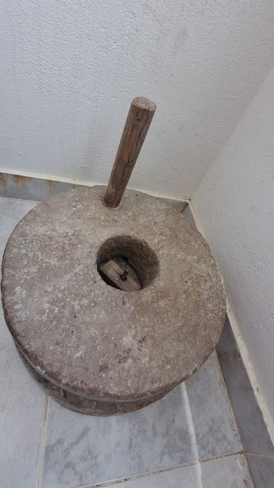 Mó de pedra antiga