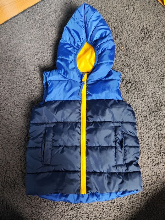 Kamizelka chłopięca Sinsay rozmiar 98