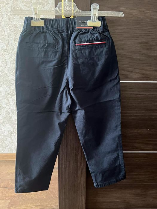 Продам для хлопчика нові брендові брюки від  Tommy Hilfiger